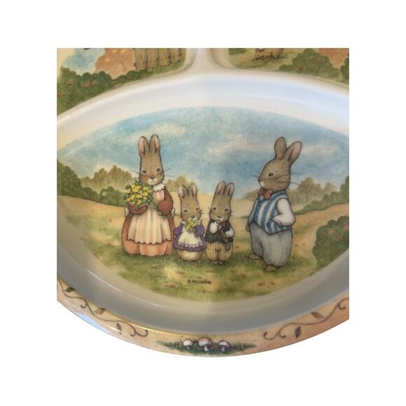 Peter Rabbit Divided Children’s Plate Classic 8" Peco Melamine Ware Vintage - Picture 4 of 5